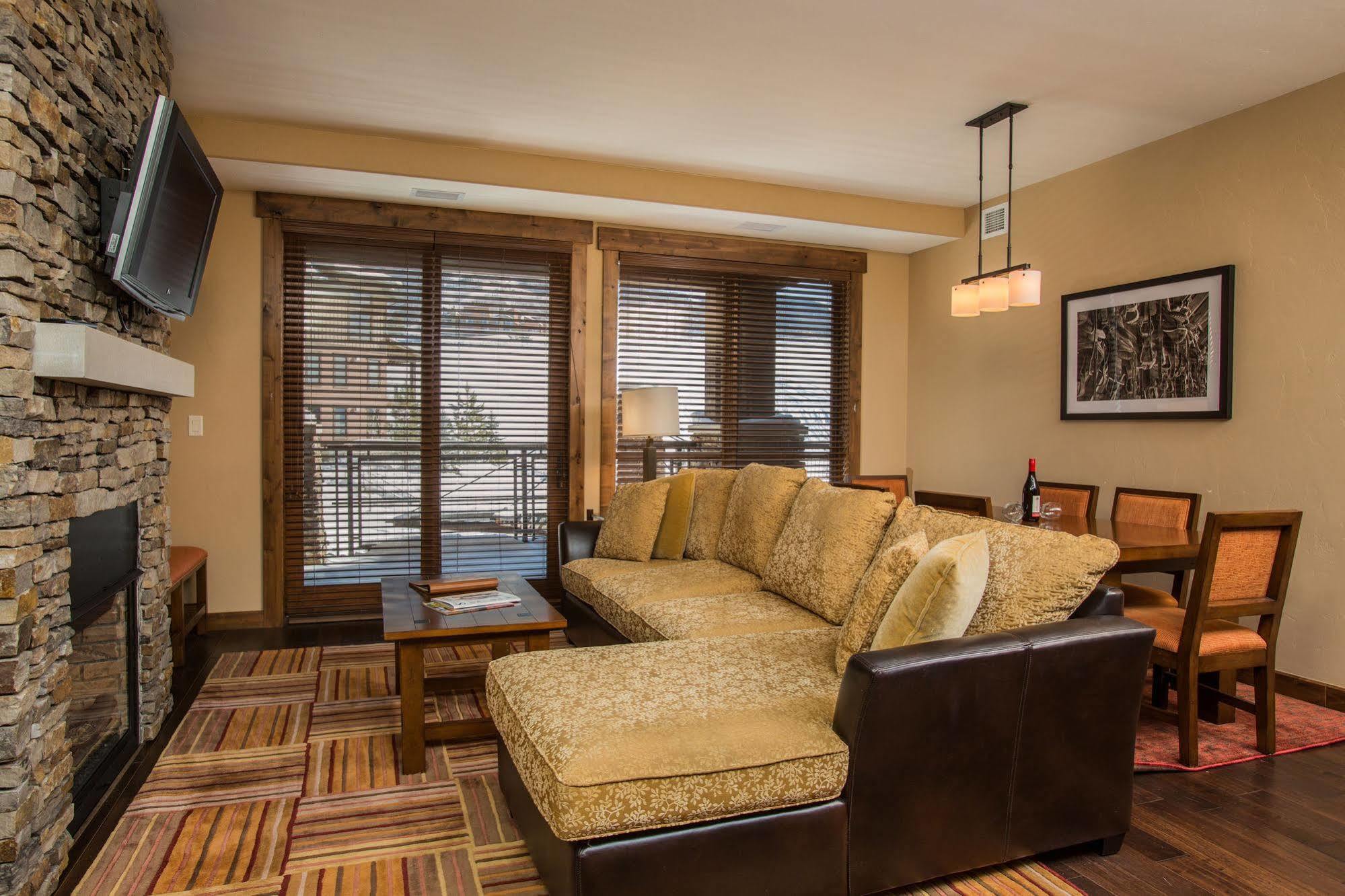 Trailhead Lodge Steamboat Springs Bagian luar foto