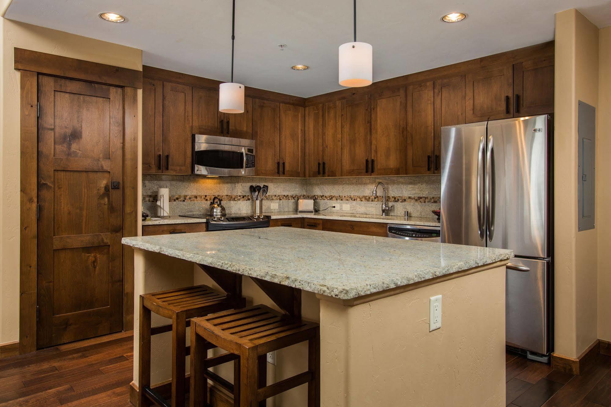 Trailhead Lodge Steamboat Springs Bagian luar foto